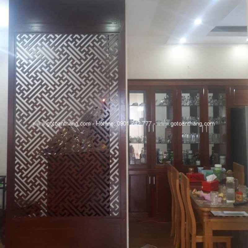 Vách ngăn CNC phòng thờ chữ vạn VNT-03